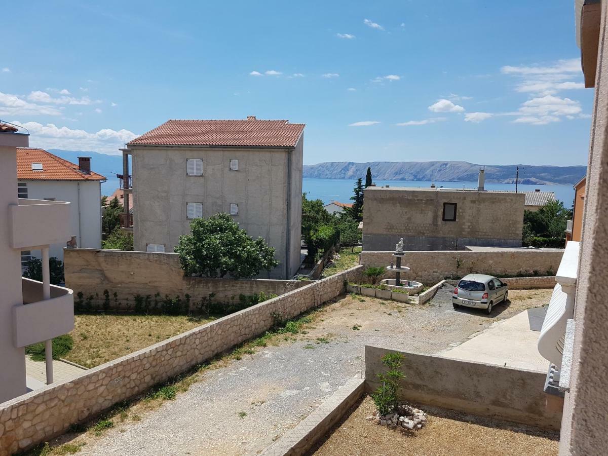 Apartments Mara Novi Vinodolski Exterior photo